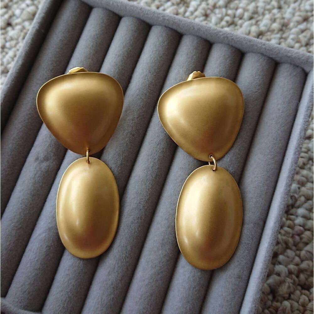 Big Chunky Earrings Matte Gold Tone Pierced Runway Couture Long Dangle 95$